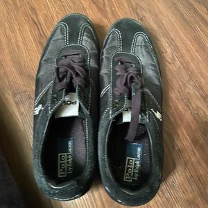 Causal sneaker